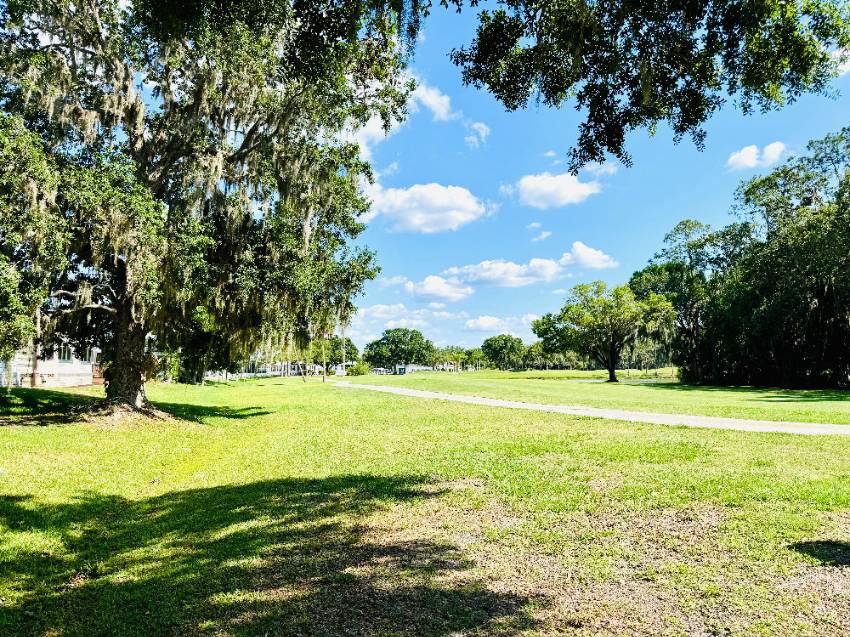 1418 Deverly Drive a Lakeland, FL Mobile or Manufactured Home for Sale